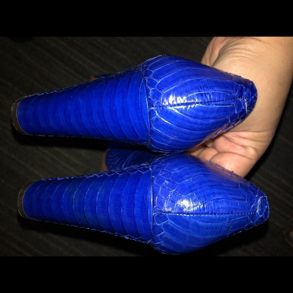 Ralph Lauren Cobalt Blue Snake skin pumps 8.5 - Picture 3 of 5